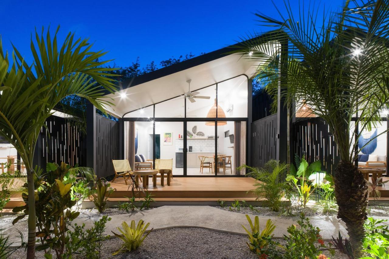 Favela Chic Tamarindo - Adults Only Apartment Luaran gambar