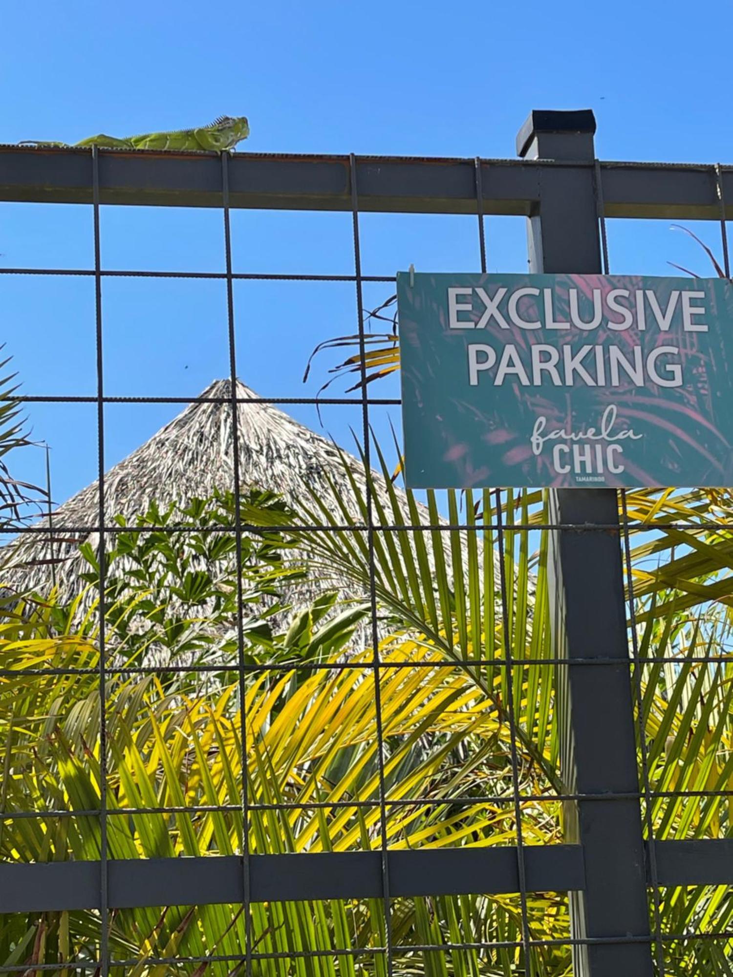 Favela Chic Tamarindo - Adults Only Apartment Luaran gambar